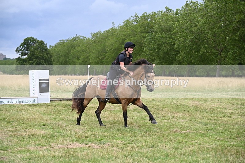 WJ6_3078 - Time at Jump 11:06 to 11:40