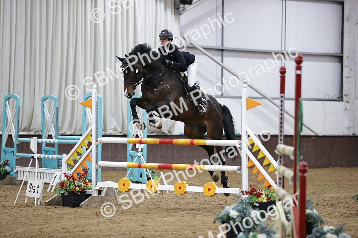 SBM_001572 - Class 5 - Redpost Equestrian Senior Foxhunter/ 1.20m Open