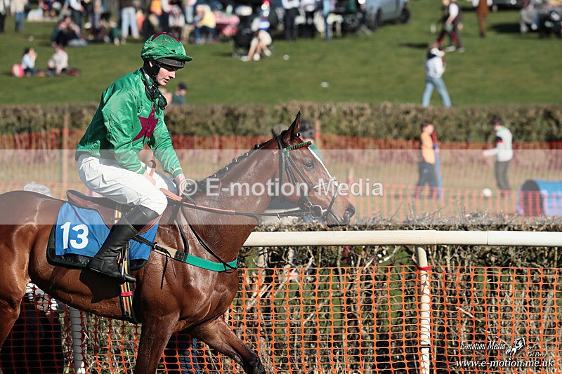 PtP 210326 841 - VWH Cirencester Races 21/03/26