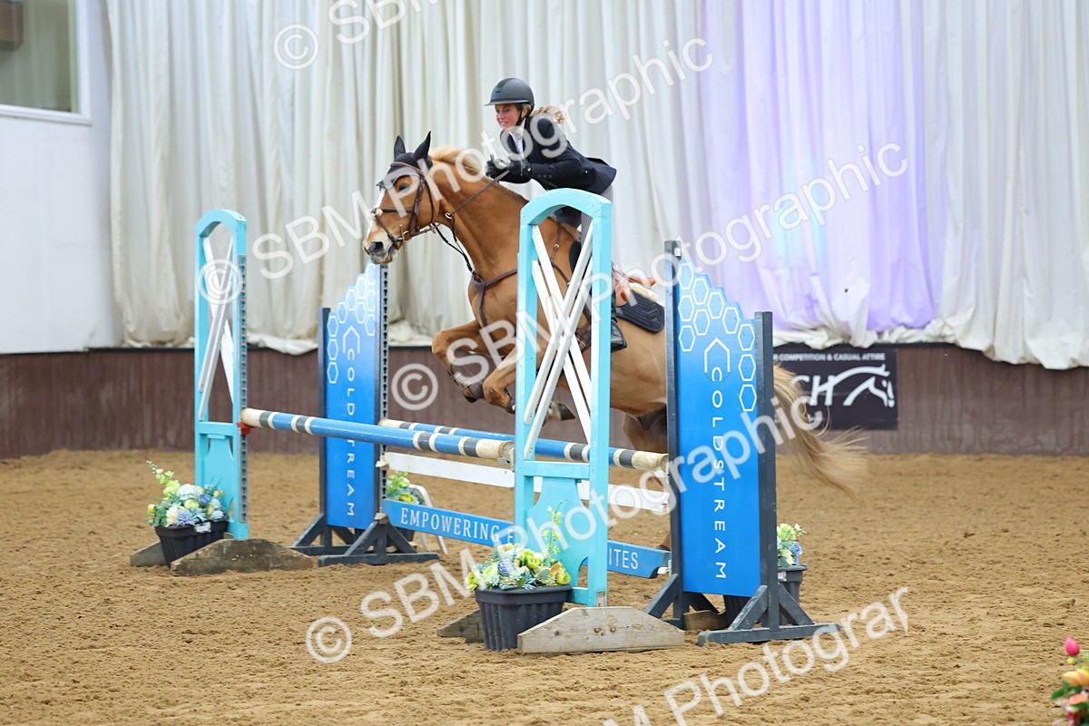 SBM_009935 - Class 21 - Nupafeed Supplements Senior Discovery/ 1m Open - First Round (1.00m)