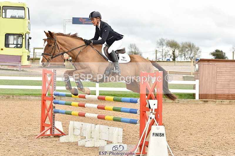 240403A-141726-00759 - Cls 4 Newcomers and 1.10m Open