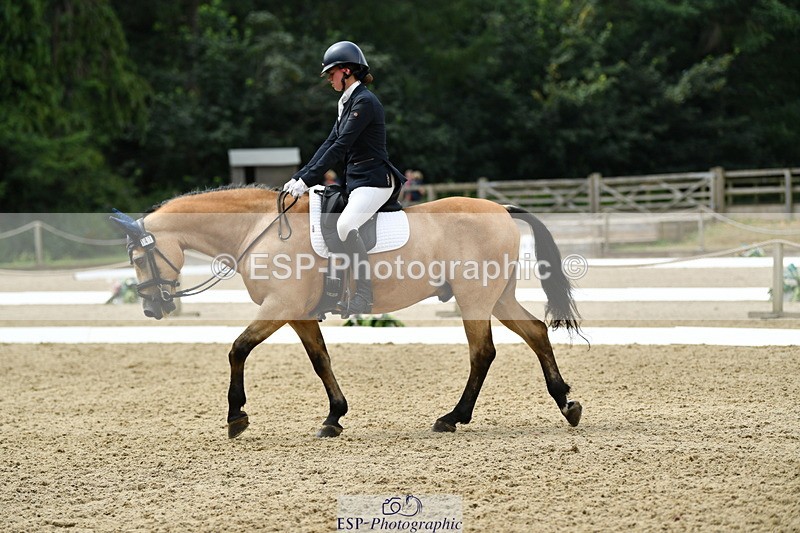 250718A-122748-01457 - 141-Chloe.Dunn-Towerhill.Shamie