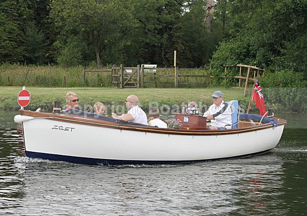 110702 ZEST IMG_7595 - HENLEY ROYAL REGATTA JULY 2011