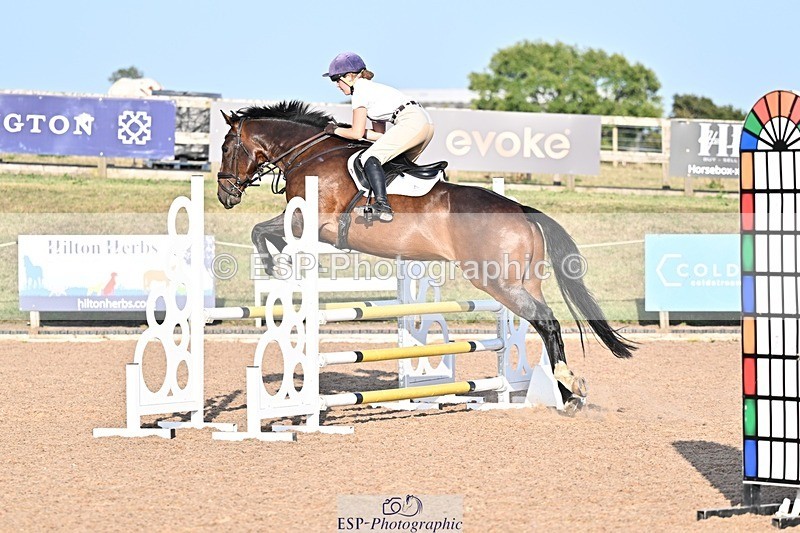 250812-183345-00470 - 90cm