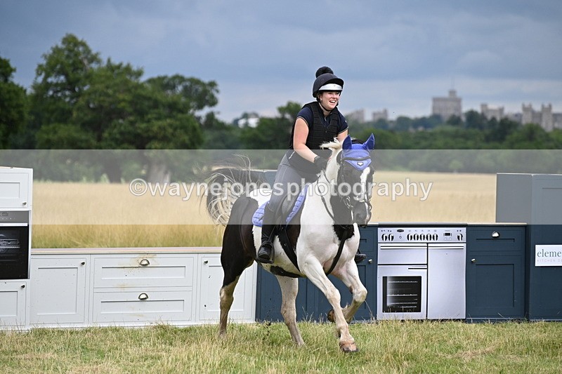 WJ6_2887 - Time at Jump 11:06 to 11:40