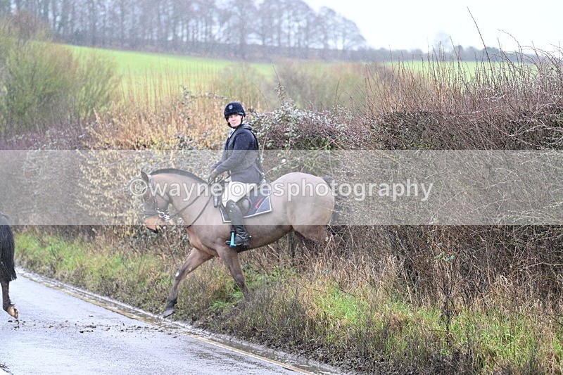 WJ7_7135 - Crossing A Camera