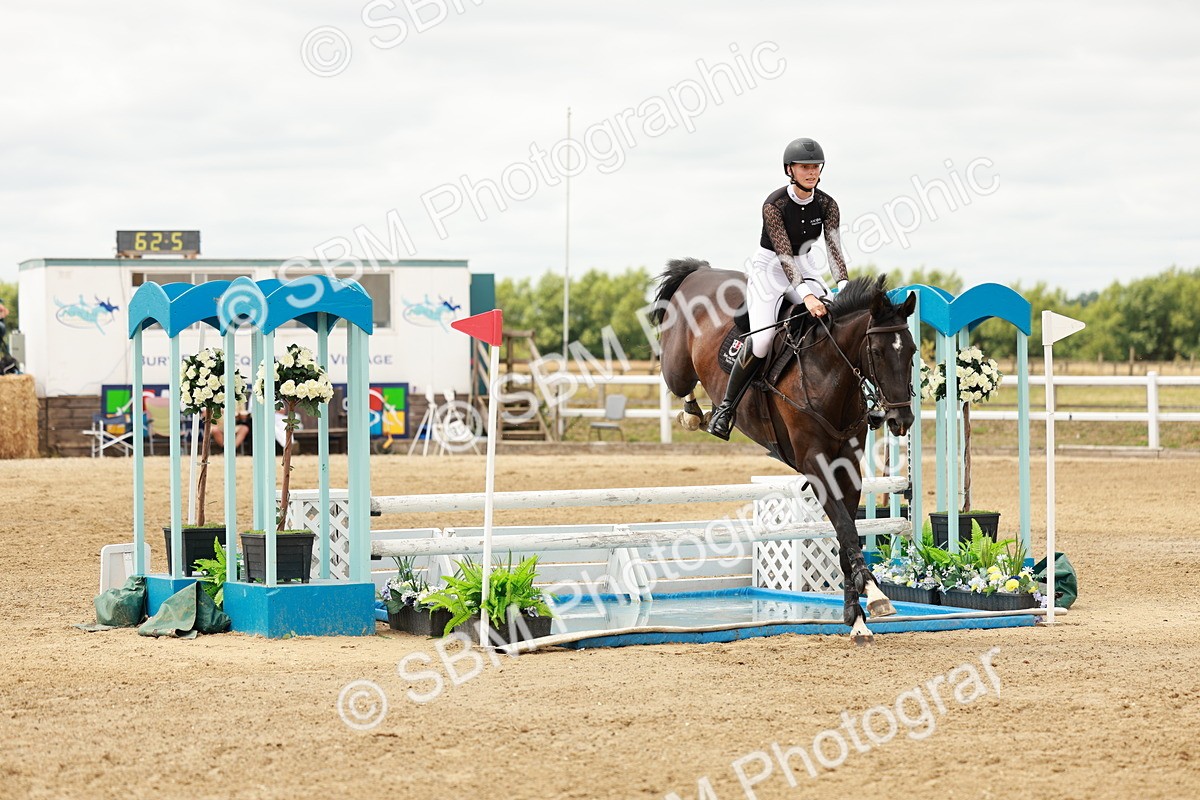SBM_018265 - Class 21 - Senior Newcomers Championship 2d Rd