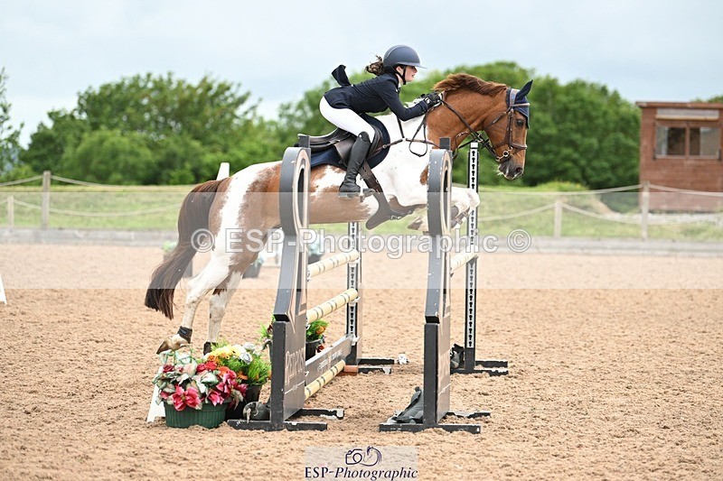 250607-121626-01045 - Cls 10 Pony Newcomers and 1m