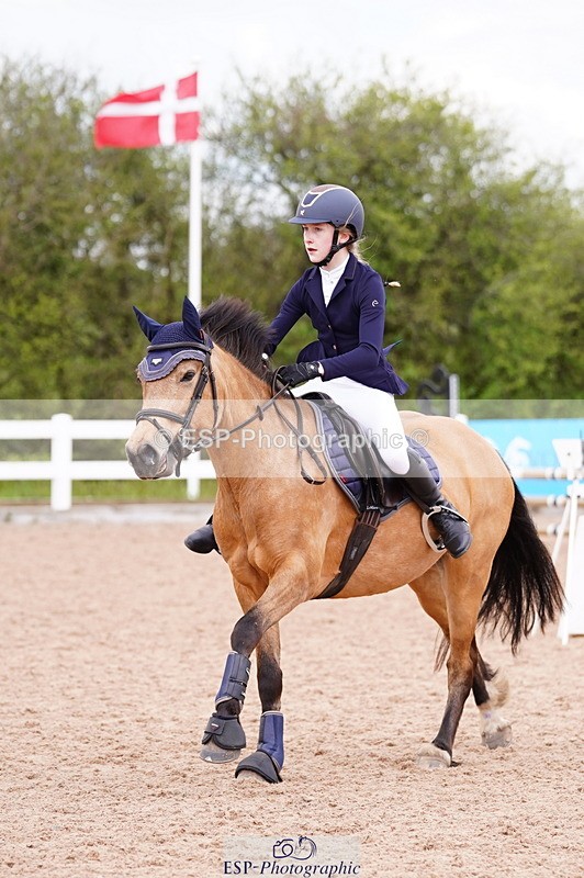 240506A-151206-09858 - Cls 19 Club 70cm