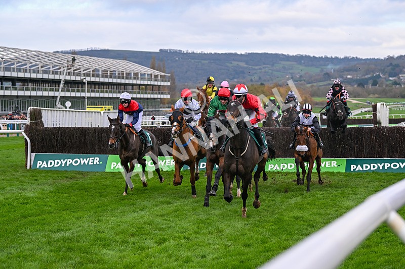 161124-Race 2-The Newest One-9605 - Race 2