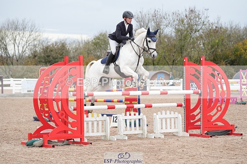 251026-140331-02914 - Cls 9 Pony Fox + 1.10m Open