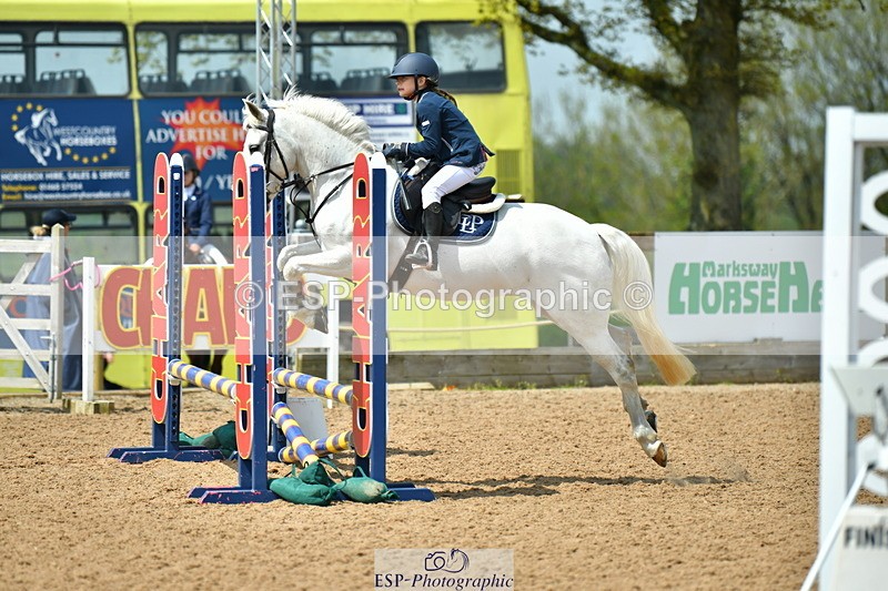 230513A-131652-01045 - Cls 34+35 Club 60cm