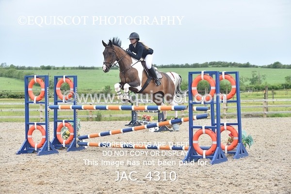JAC_4310 - CLASS 6 Senior Foxhunter/ 1.20m Open