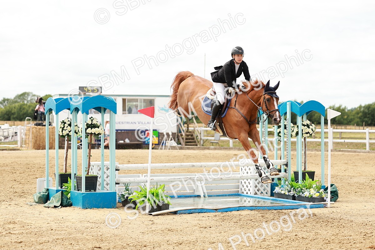 SBM_018882 - Class 21 - Senior Newcomers Championship 2d Rd