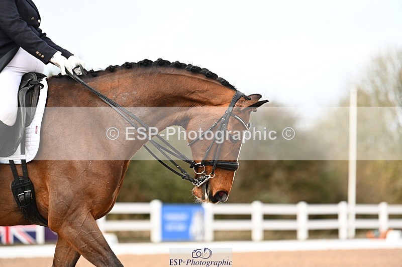 240218A-122007-07104 - 201-Emily.farleigh-Wake.up