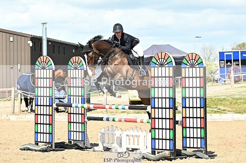 250416-133103-01108 - Cls 4 Newcomers and 1.10m