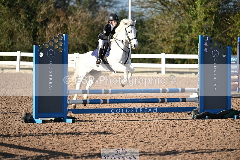 241026A-102251-00134 - SAT Cls 3 Pony Intro 70cm
