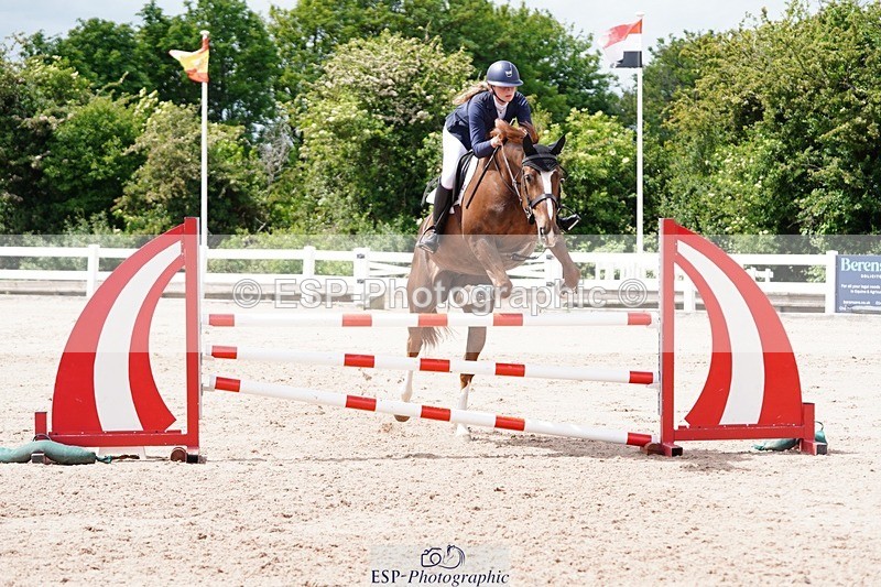 250525-121952-09396 - Cls 33 A&B Snr Disc & 1.00m Open