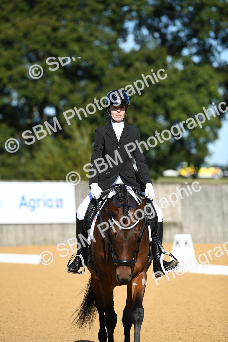SBM_17988 - D4 - Small Tour Championship - Intro B