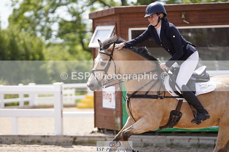 230528A-115940-06923 - Cls 32 85cm Amateur Quali