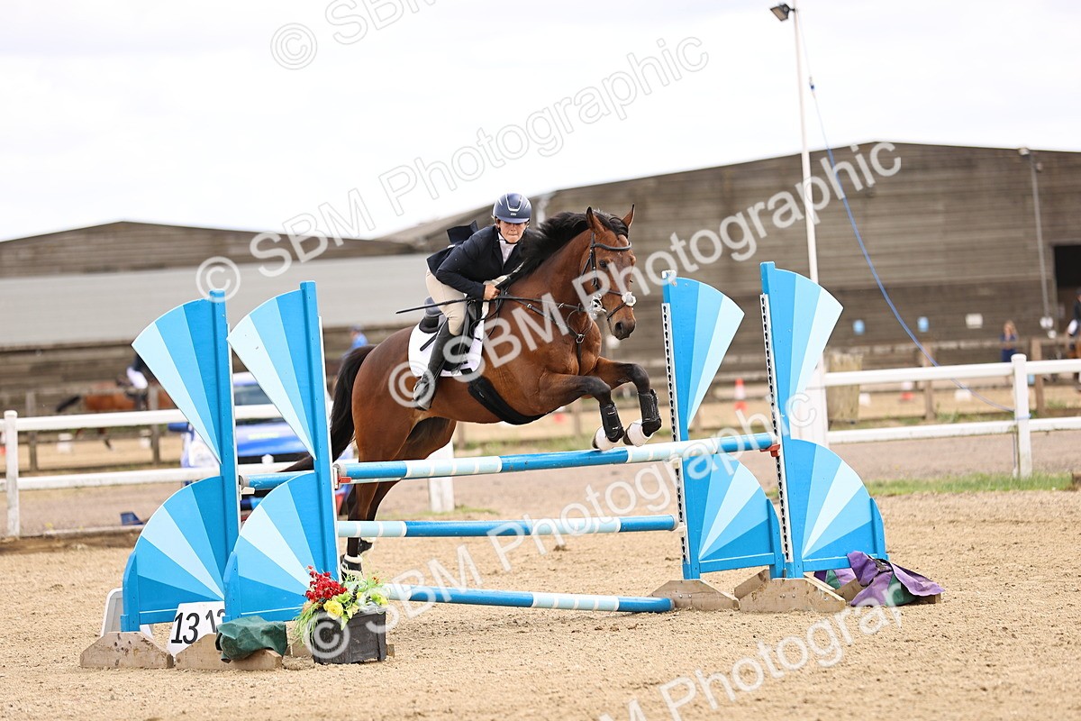 SBM_000319 - Class 4 - 1m showjumping