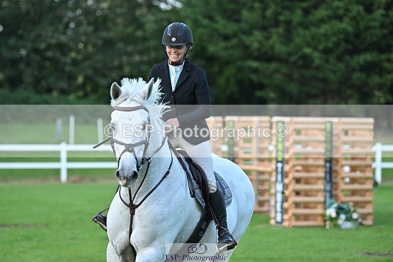 230909-184500-08109 - Cls 14 Snr 1m Derby