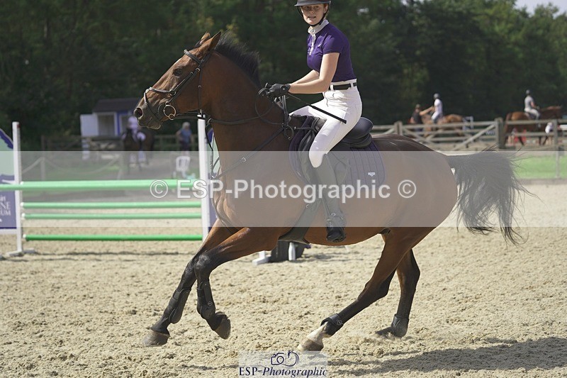 230909-123108-05697 - Cls 17 Snr 1.05m Open