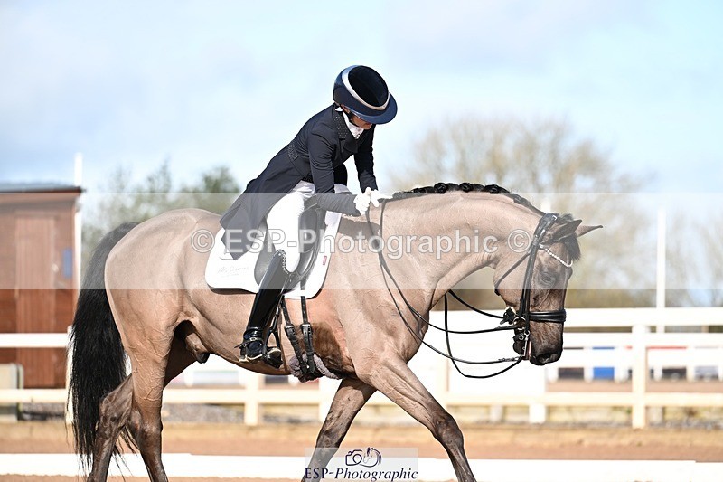 260213-114545-01591 - 017-Holly.Kerslake