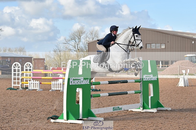 240306A-141236-01594 - Cls 4 Newcomers and 1.10m Open