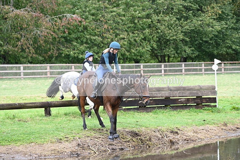 WJ6_2983 - Time at Photographer 11:01 to 11:20