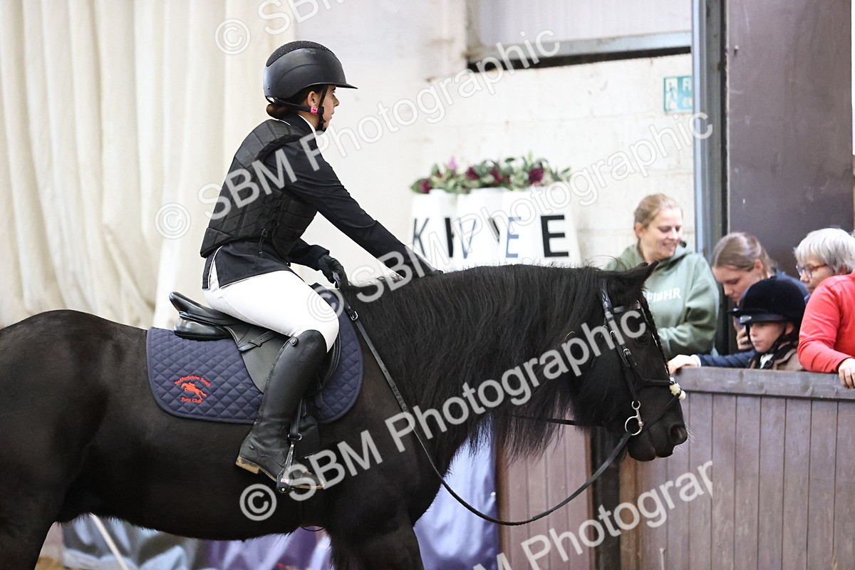 SBM_000189 - Class 2 - The Rug Lady 40cm Area 12 Championship Qualifier