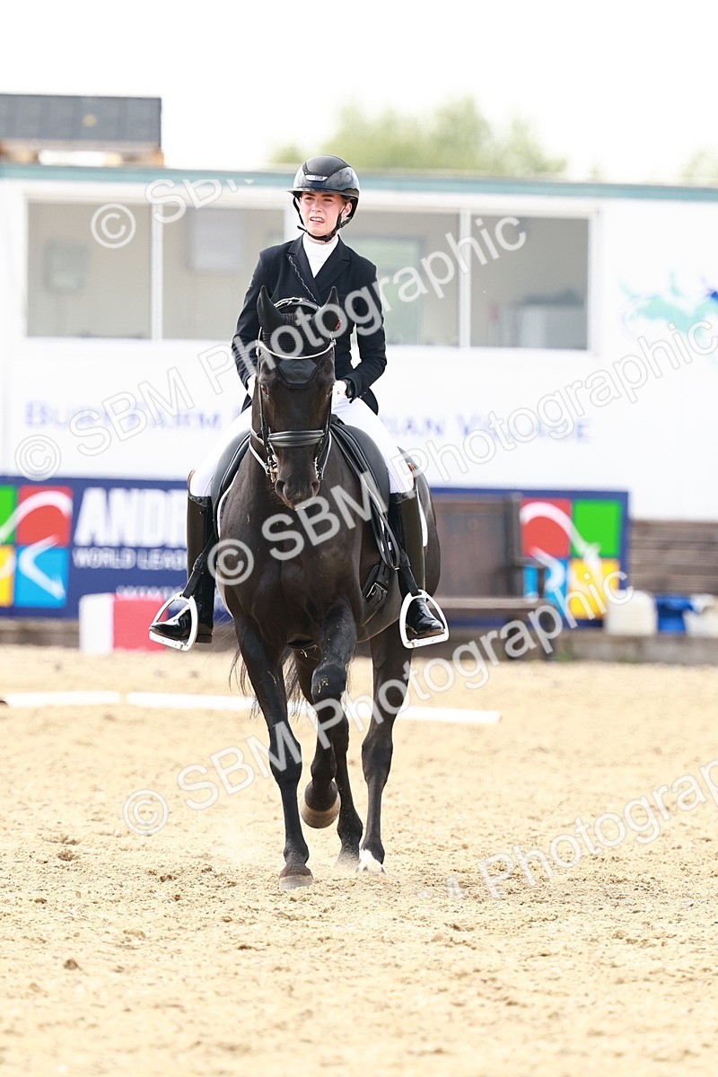 0B8A7085 - Class 12 - Medium 4