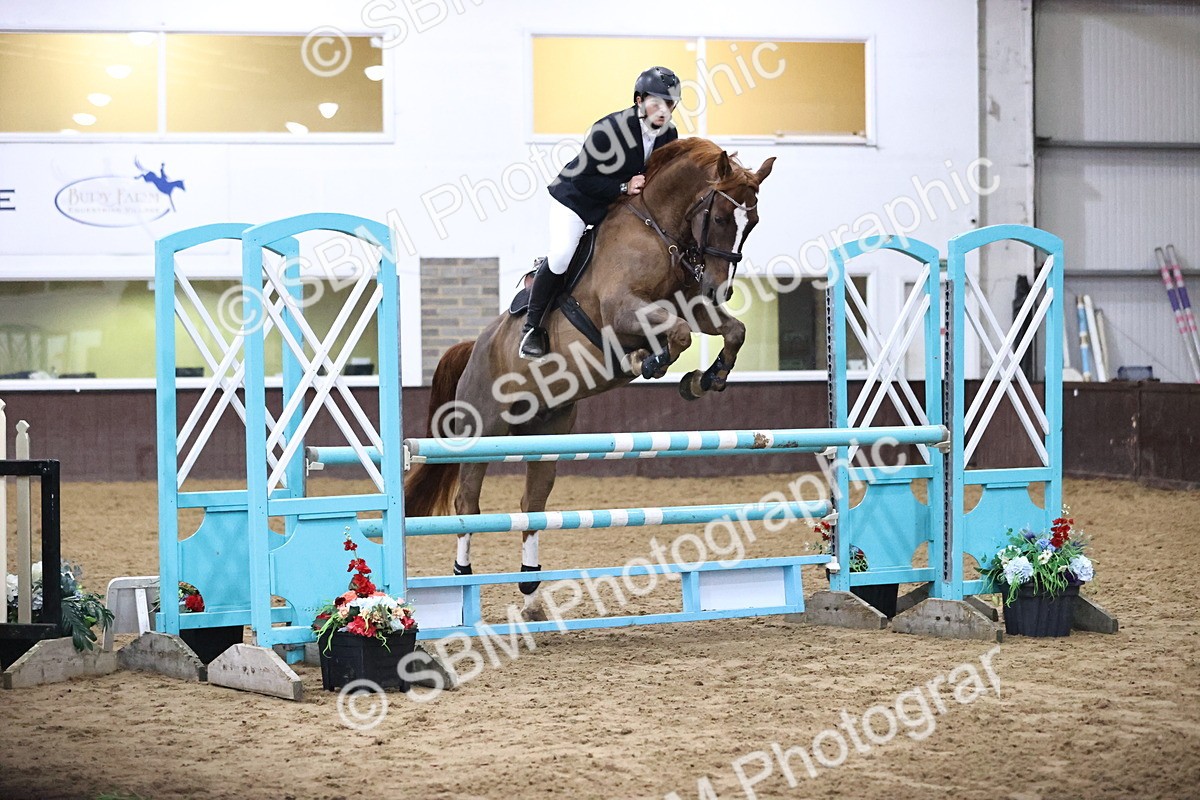 SBM_003538_Class 10 - Senior Newcomers - 110m Open - Debbie