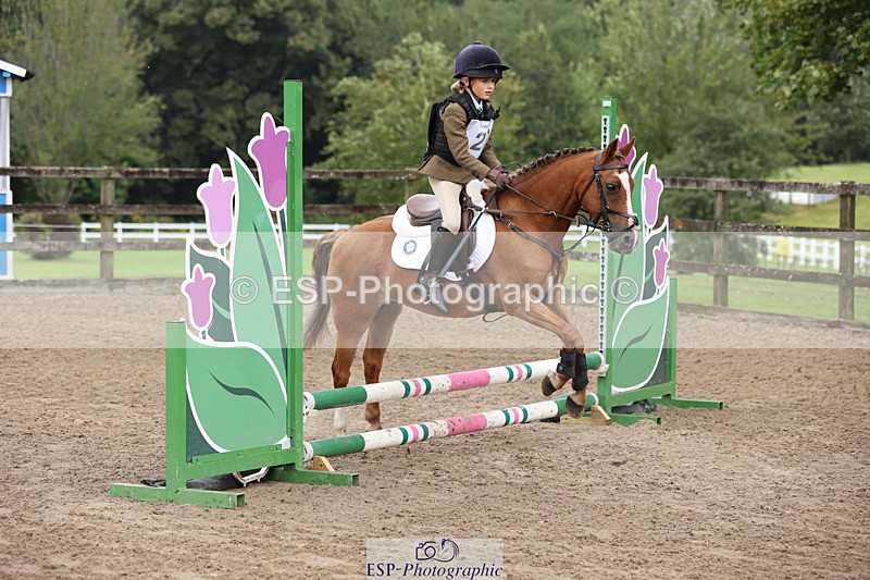 240822X-092007-00451 - 40cm R1 8.30 to 9.30