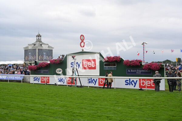 yr19082021r1-14 - Race 1 1.50pm Sky Bet Lowther Stakes