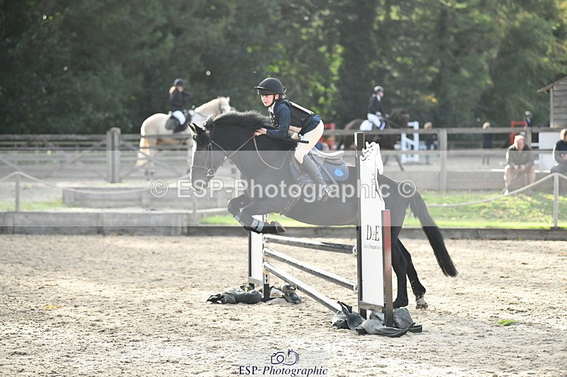 251004A-162547-02058 - Classes 10 & 11 80cm