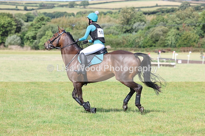 3E7A6531 - Class 1: Trebudannon Open: Pheasant Feeder