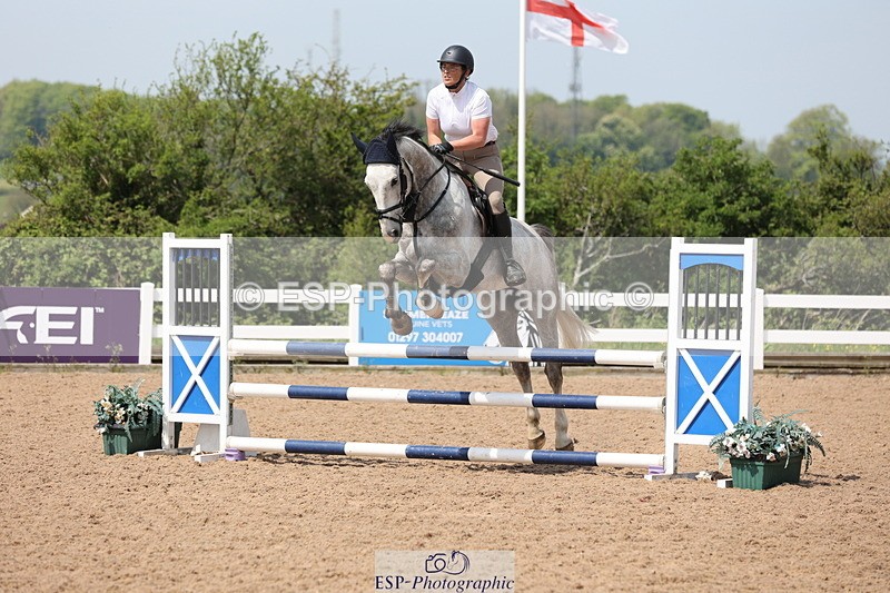 240510A-121108-06324 - Cls 15 85cm National Am Quali