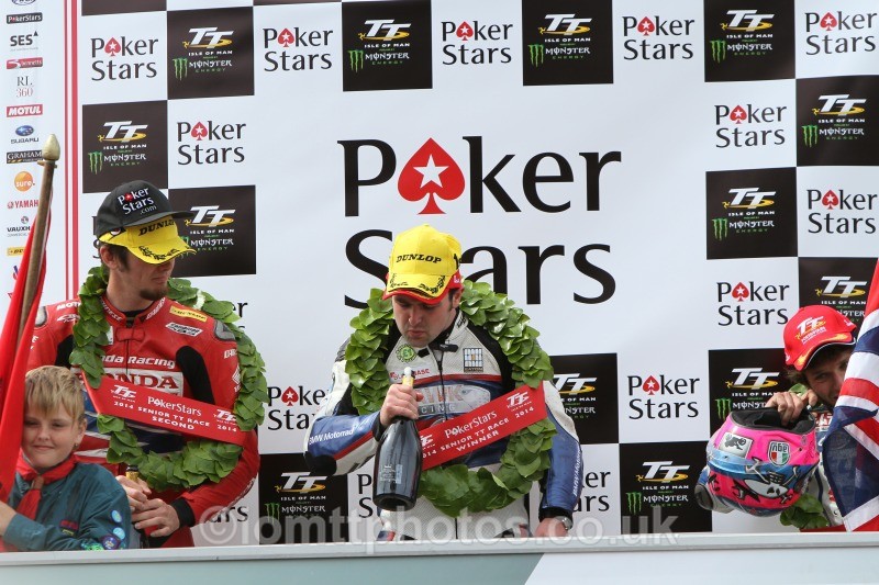 TT148718 - Senior TT Podium