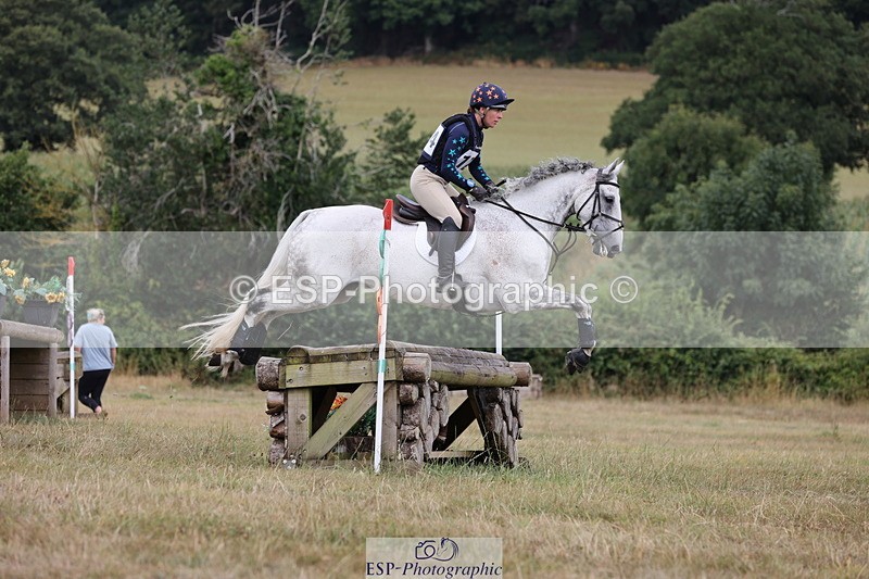 250802A-121744-03473 - C-124-Janine.Paterson-MACHAS.GREY