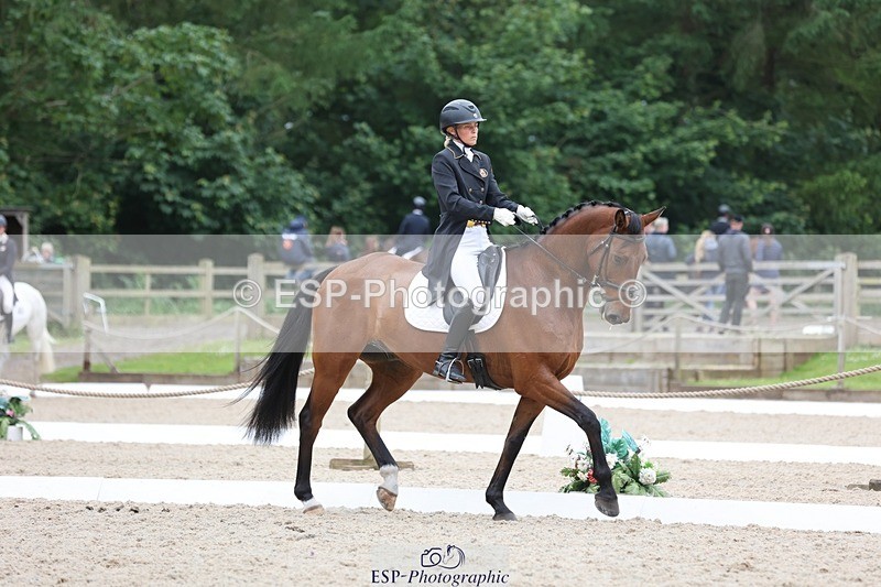 240524-152202-09867 - 362-COS_ME_WILL-Yasmin_Olsson-Sanderson