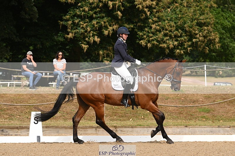 250719A-095202-03130 - 101-Sophie.Douglas-Paquino.V'ant.Goovahof