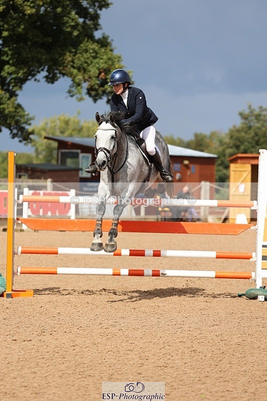 250911-122055-01422 - Cls 3 Snr Foxhunter