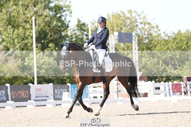 250906-153218-04788 - 110-Chelsea.DonovanFrankie.zenturio