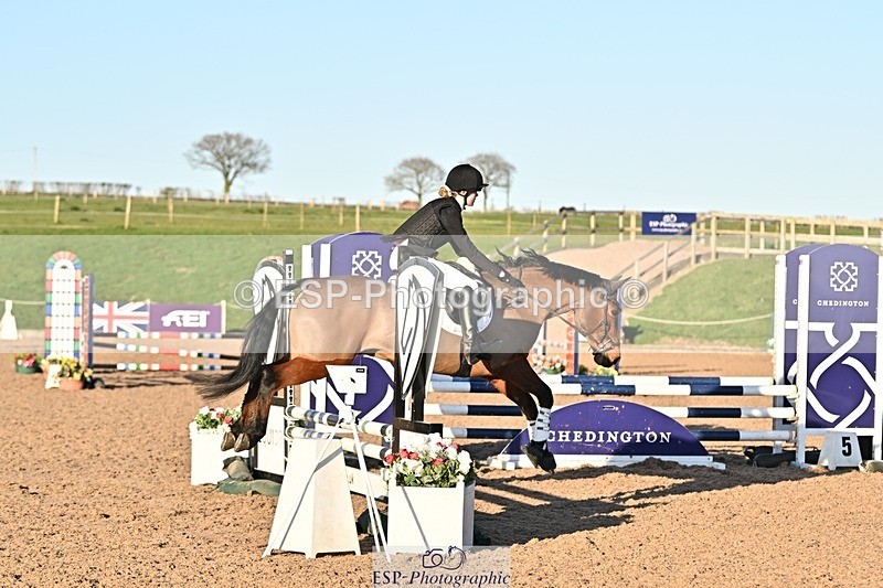 250401-182816-00678 - 80cm Classes