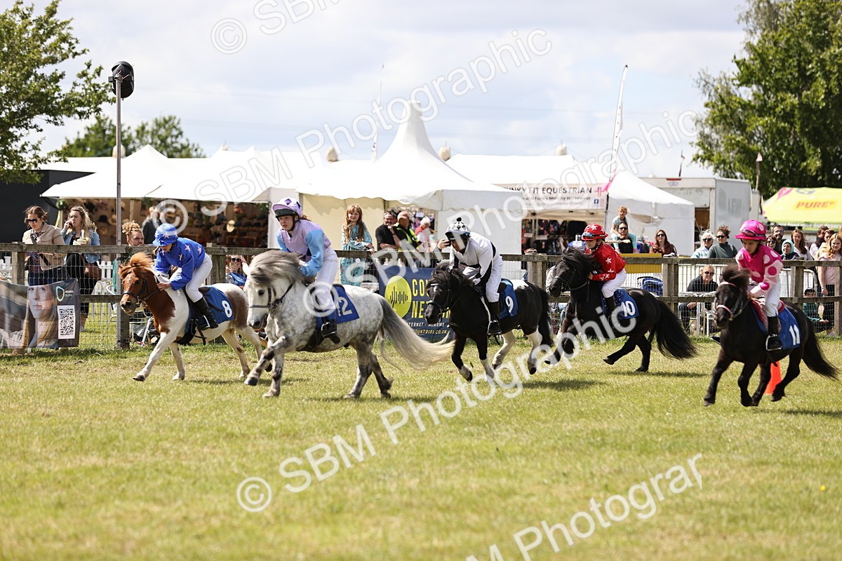 SBM_16600 - Dinky Derby