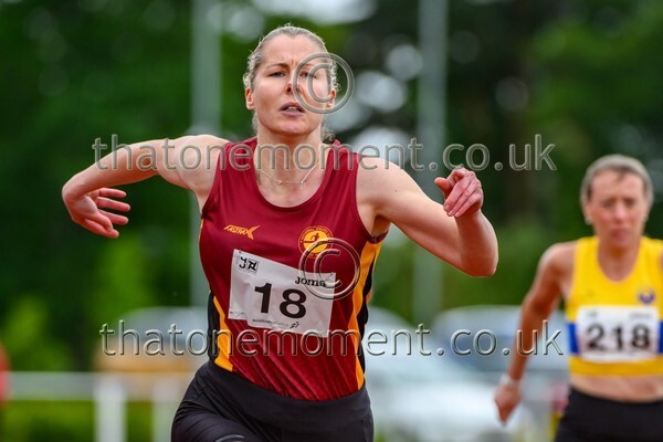 ComMast25-929356 - Track Female Set One