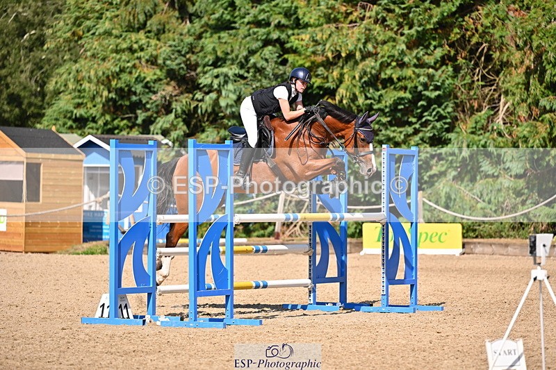 250817A-153651-04873 - Cls 22 Snr 1.10m Open