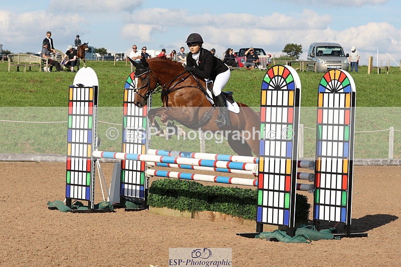 230915A-161752-03109 - Cls 6 Snr 1.05m Derby