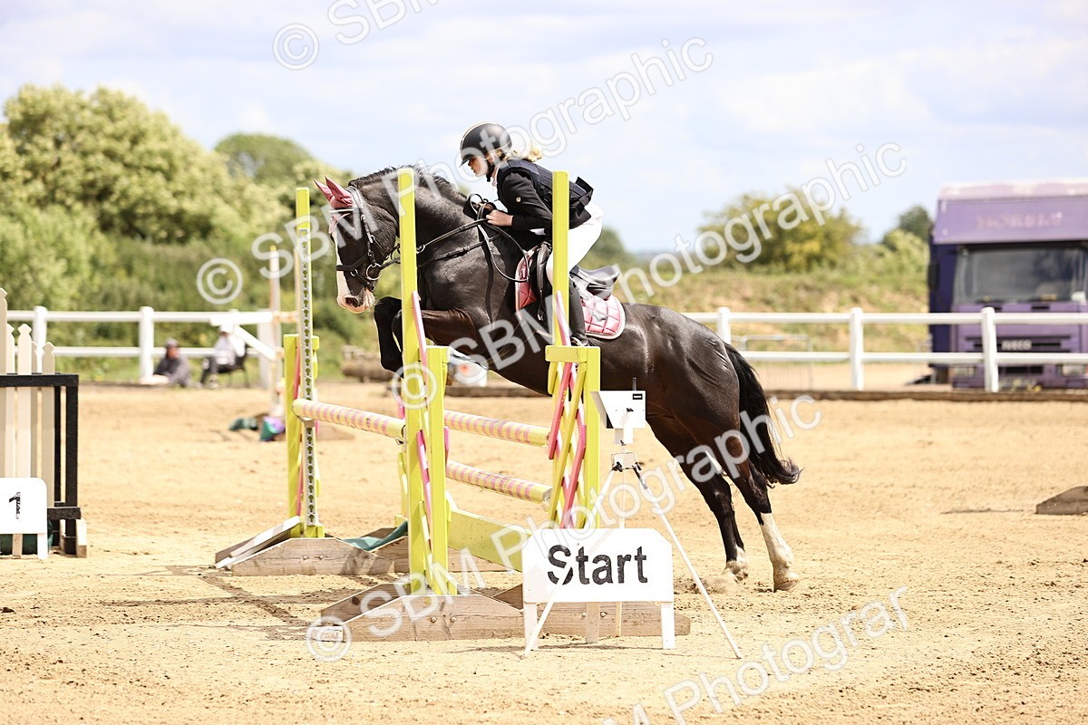 SBM_008017 - Class 3 - 90cm showjumping